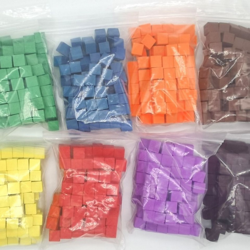 Board Game The Sims - 100 buah/Lot 10mm kubus kayu warna-warni
